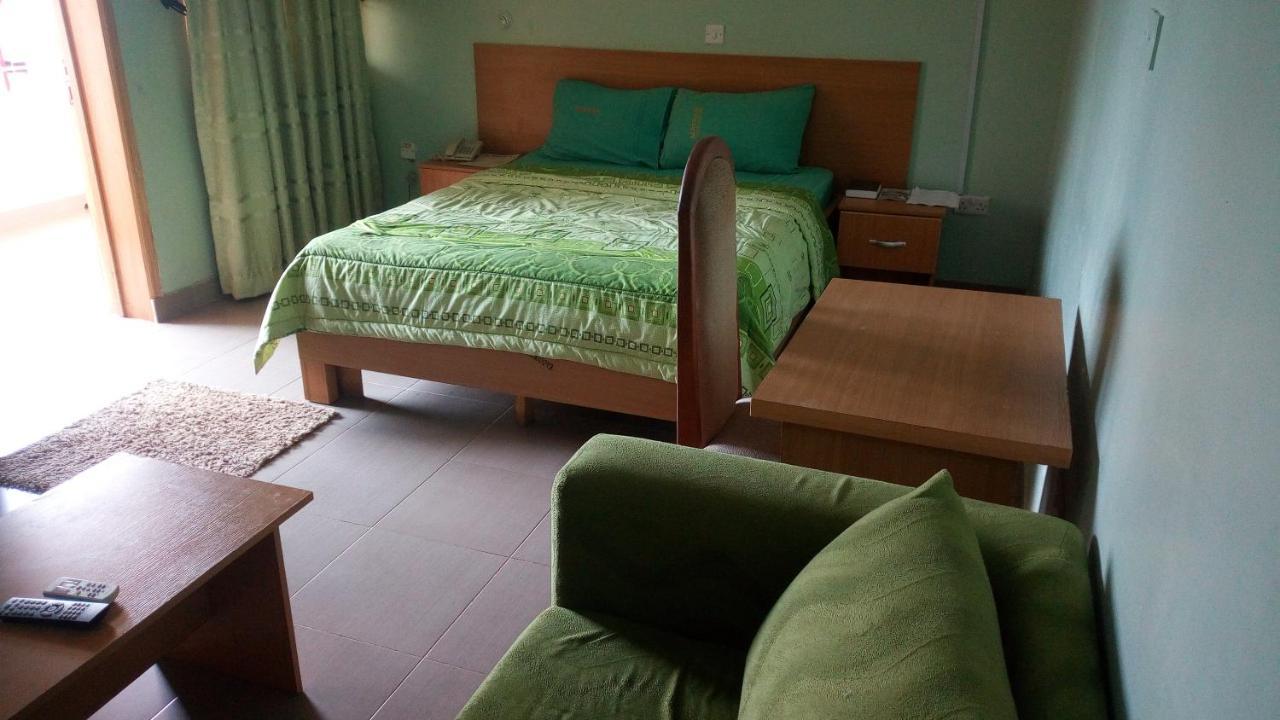 Mataan Hotel And Suites อิบาดัน ภายนอก รูปภาพ