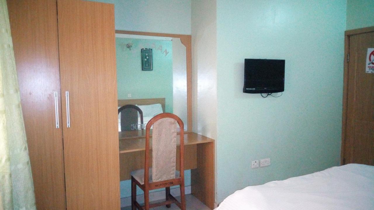Mataan Hotel And Suites อิบาดัน ภายนอก รูปภาพ