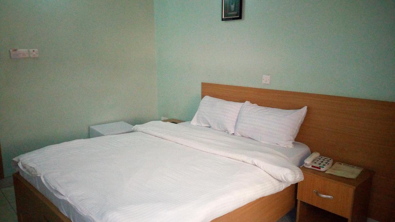 Mataan Hotel And Suites อิบาดัน ภายนอก รูปภาพ